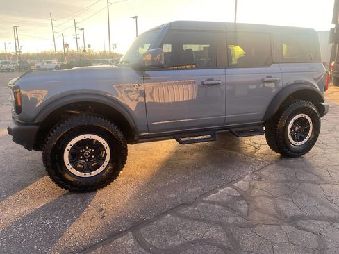 Used 2024 Ford Bronco Outer Banks w/ Sasquatch Package image 5