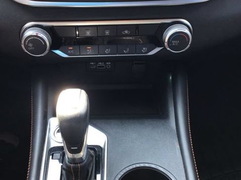 Used 2020 Nissan Altima 2.5 SR FWD image 34