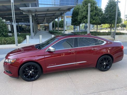Used 2018 Chevrolet Impala Premier w/ Premier Convenience Package FWD image 11