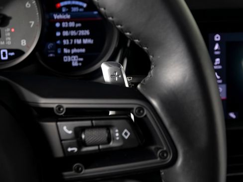 Certified 2023 Porsche Macan S AWD/4WD image 27