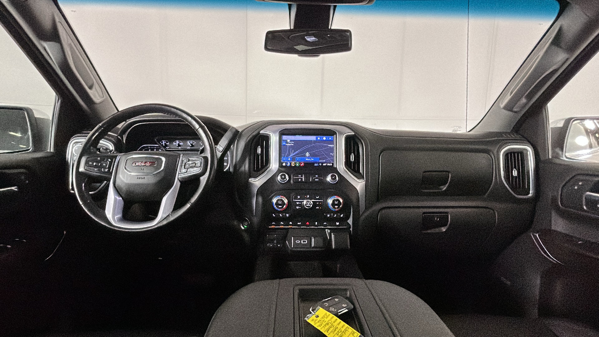 Used 2019 GMC Sierra 1500 SLT w/ SLT Premium Plus Package AWD/4WD image 32