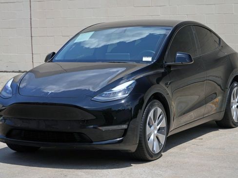 Used 2022 Tesla Model Y Long Range AWD/4WD image 47