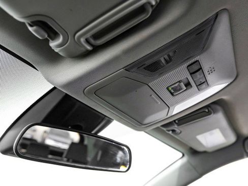 Used 2022 Toyota RAV4 XLE image 24