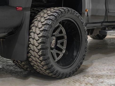Used 2018 GMC Sierra 3500 SLE w/ SLE Preferred Package AWD/4WD image 54