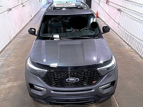 Used 2023 Ford Explorer ST w/ Technology Package AWD/4WD image 2