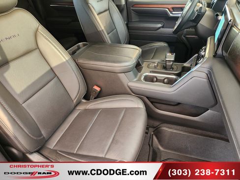 Used 2023 GMC Sierra 1500 Denali w/ Technology Package AWD/4WD image 21