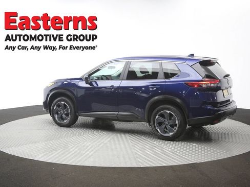 Used 2024 Nissan Rogue SV AWD/4WD image 62