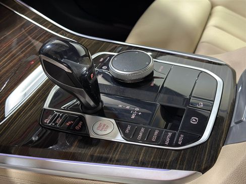 Used 2019 BMW X5 xDrive40i w/ Convenience Package image 16