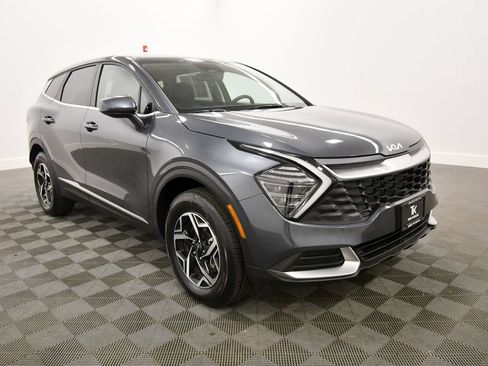 Certified 2025 Kia Sportage LX AWD/4WD image 10
