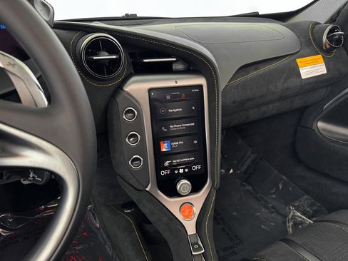 New 2026 McLaren 750S Spider image 18