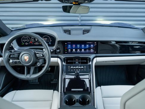 New 2026 Porsche Panamera 4 AWD/4WD image 22