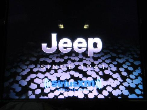Used 2024 Jeep Grand Cherokee L Laredo AWD/4WD image 28