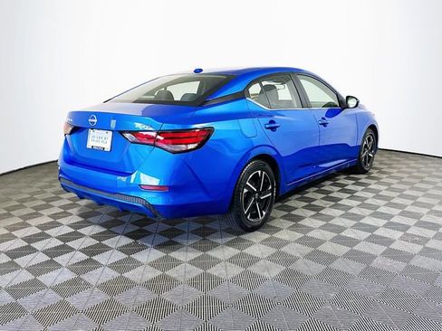 Used 2024 Nissan Sentra SV FWD image 8