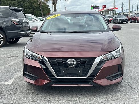 Used 2023 Nissan Sentra SV image 3