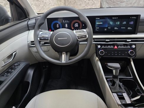 New 2026 Hyundai Tucson SEL image 17