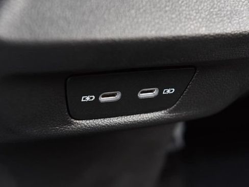 New 2026 Volkswagen Tiguan SEL R-Line AWD/4WD image 23