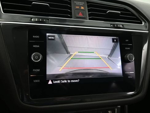 Used 2019 Volkswagen Tiguan SEL AWD/4WD image 11