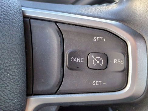 Used 2024 RAM 2500 Big Horn image 25