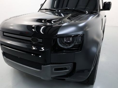 Used 2023 Land Rover Defender 90 V8 image 53