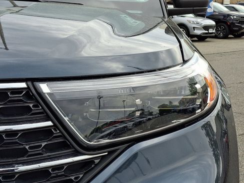 Used 2023 Ford Explorer XLT w/ Equipment Group 202A AWD/4WD image 9