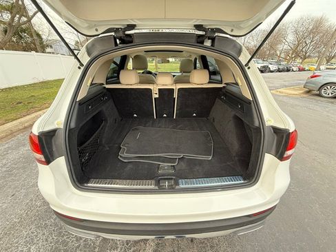 Used 2018 Mercedes-Benz GLC 300 4MATIC image 21