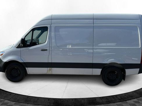 New 2026 Mercedes-Benz Sprinter 2500 image 2