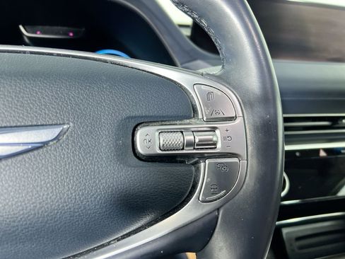 Used 2023 Genesis GV80 2.5T w/ Prestige Package AWD/4WD image 17