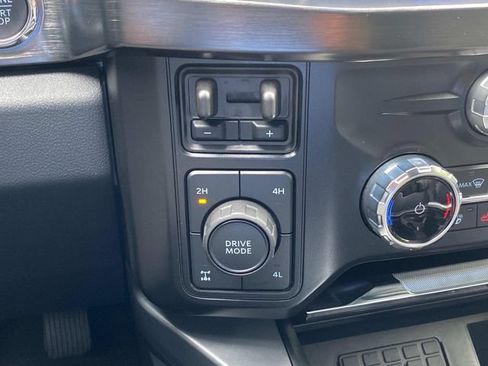 Used 2025 Ford F250 Lariat w/ Lariat Ultimate Package AWD/4WD image 27