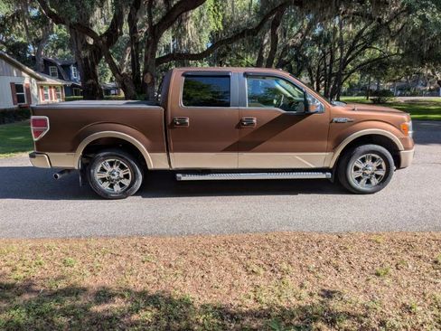 Used 2012 Ford F150 Lariat w/ Lariat Chrome Pkg RWD image 2