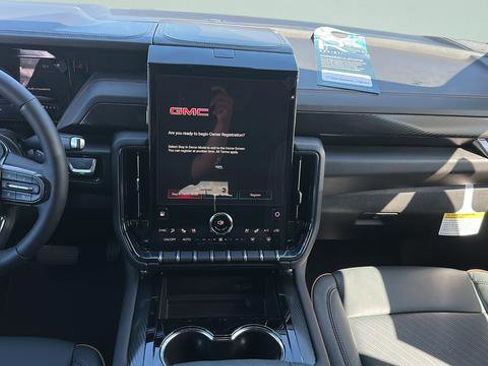 New 2026 GMC Yukon XL AT4 w/ AT4 Premium Package AWD/4WD image 14