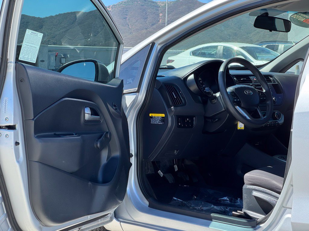 Used 2014 Kia Rio LX FWD image 8