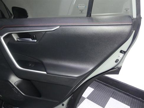 Used 2020 Toyota RAV4 Adventure image 25