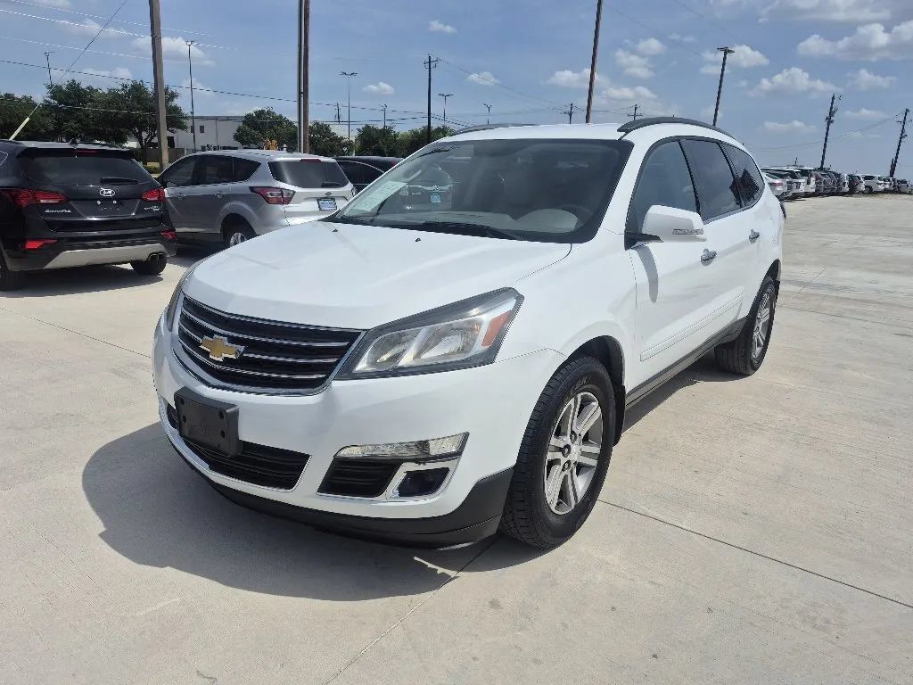 Used 2016 Chevrolet Traverse LT FWD image 1
