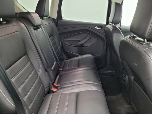 Used 2019 Ford Escape Titanium image 19