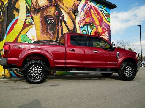 Used 2017 Ford F250 Lariat w/ Lariat Ultimate Package image 19