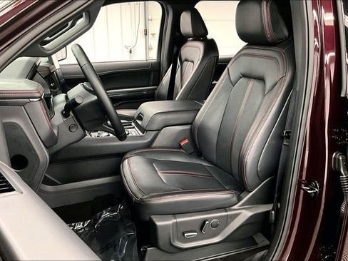 Used 2023 Ford Expedition Max Limited image 22