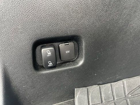 Used 2017 Ford Edge Titanium image 12