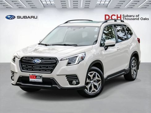 Certified 2023 Subaru Forester Premium AWD/4WD image 1