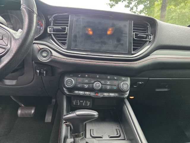 Used 2023 Dodge Durango R/T RWD image 6