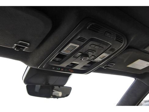 Certified 2024 Cadillac Escalade Sport Platinum w/ Heavy-Duty Trailer Package image 11