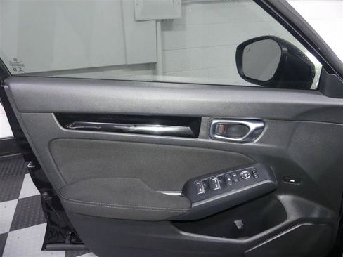 Used 2022 Honda Civic EX image 18