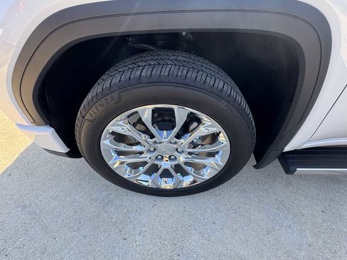 Used 2024 GMC Sierra 1500 Denali w/ Denali Reserve Package image 38