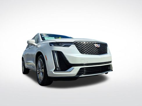 Used 2023 Cadillac XT6 Premium Luxury image 56