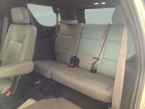 Used 2021 Chevrolet Tahoe LT w/ Rear Media and Nav Package RWD image 29
