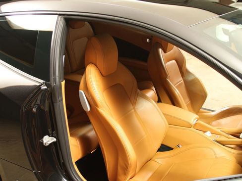 Used 2016 Ferrari FF image 79