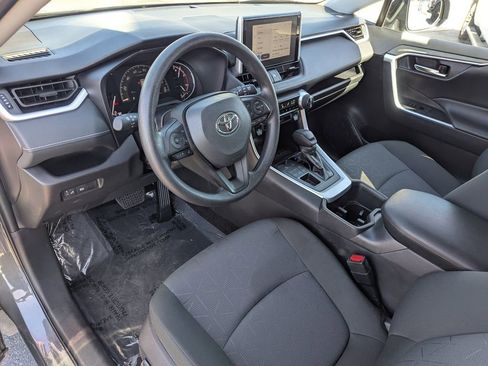 Used 2025 Toyota RAV4 XLE image 23