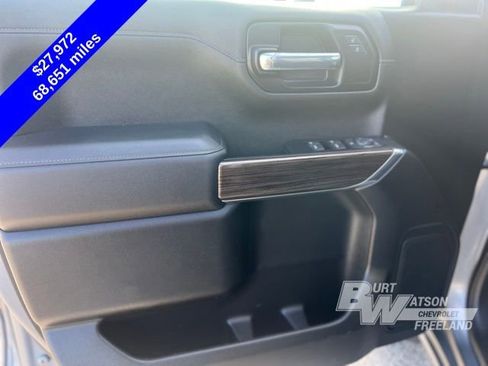 Used 2022 Chevrolet Silverado 1500 LT w/ Bed Protection Package image 11
