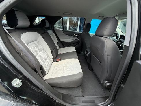Used 2022 Chevrolet Equinox LS w/ LS Convenience Package AWD/4WD image 35