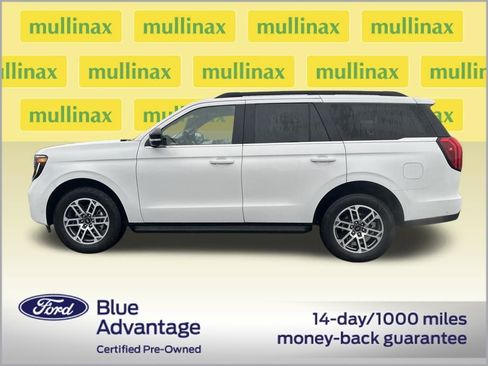 Certified 2025 Ford Expedition Active image 12