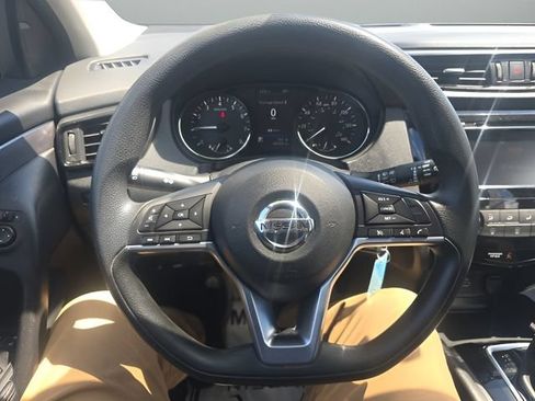 Used 2019 Nissan Rogue Sport S w/ Appearance Package AWD/4WD image 14